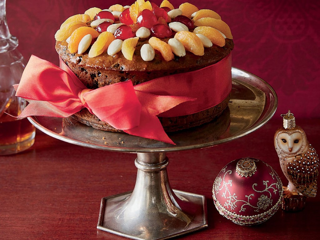 Four Ingredient Christmas Cake - Apple Cake Annie