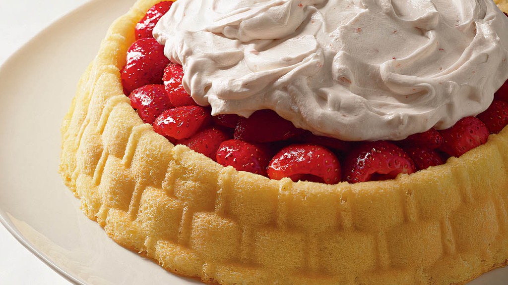 Strawberry Shortcake Genoise From The Baking Bible By Rose Levy Beranbaum
