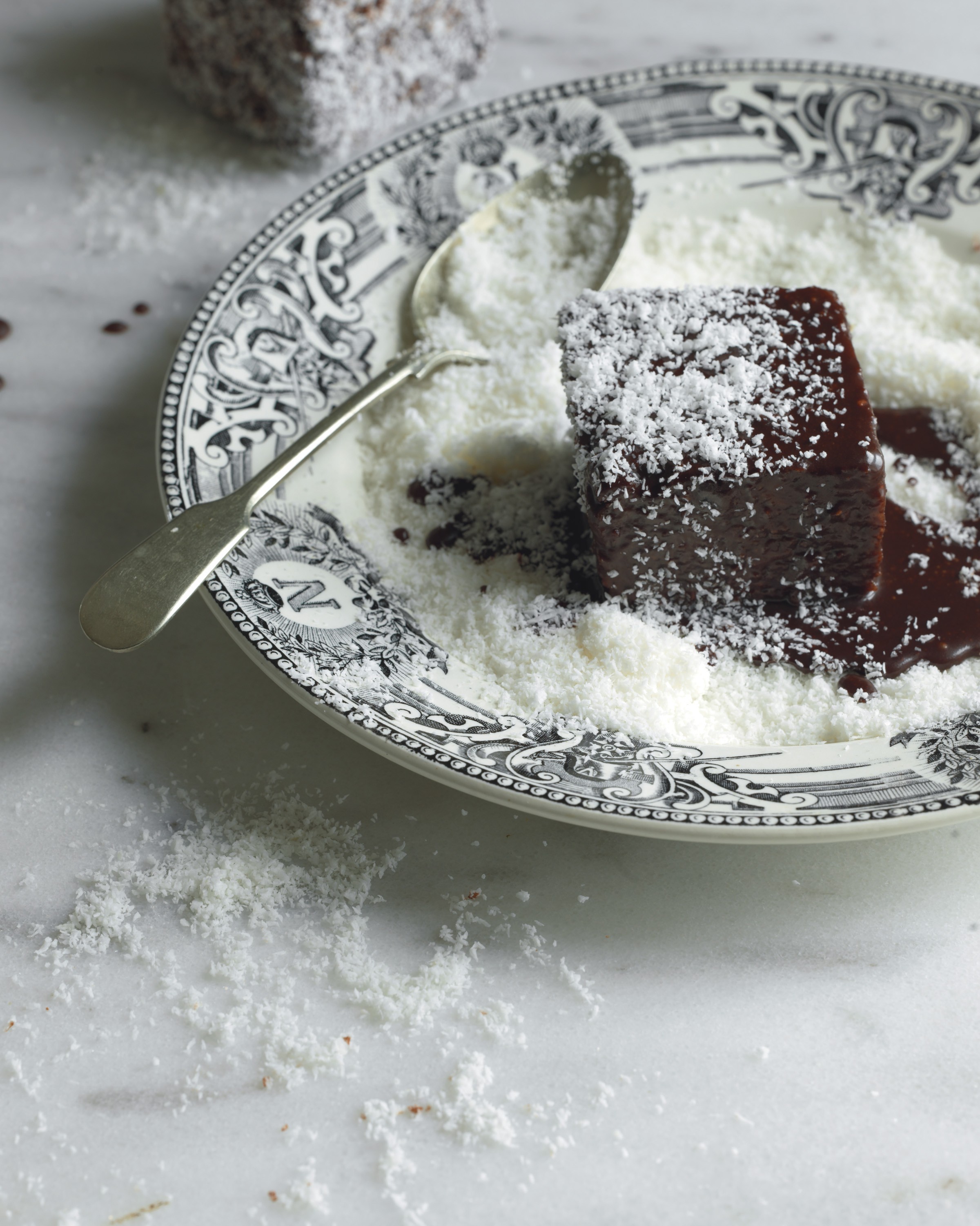 Download Lamingtons from Reuben at Home by Reuben Riffel